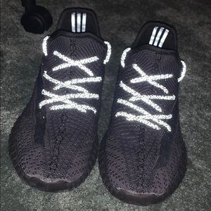 adidas yeezy v2 black